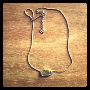 Kendra Scott mother black pearl necklace